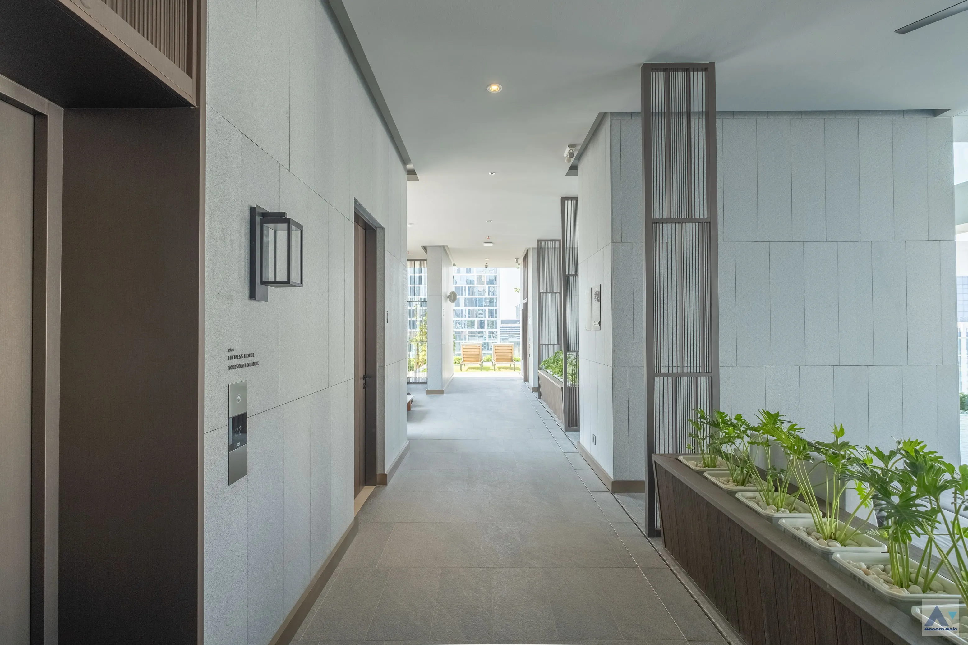  2 br Condominium For Rent in Ploenchit ,Bangkok BTS Ploenchit at Tonson One Residence AA40667