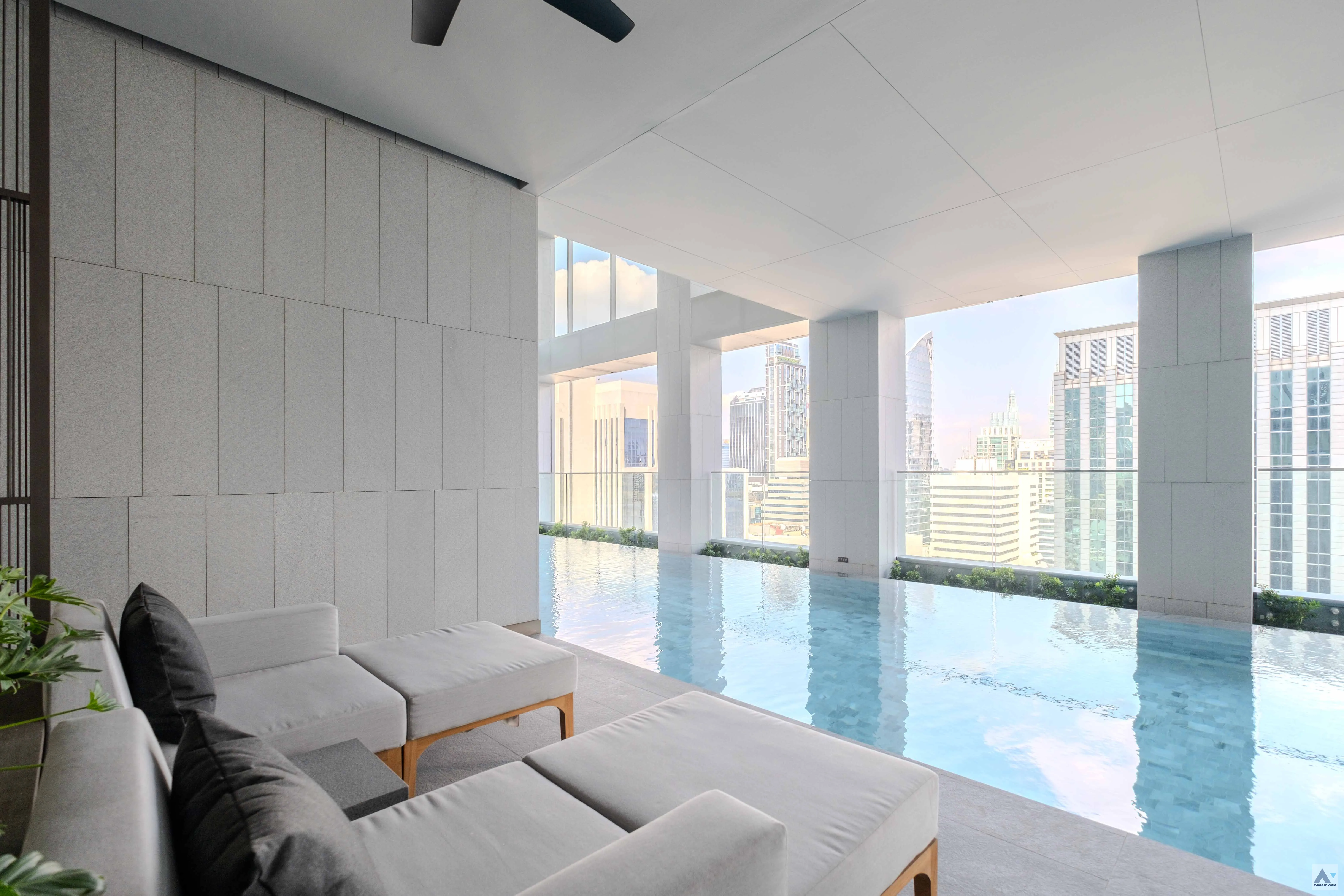  1 br Condominium for rent and sale in Ploenchit ,Bangkok BTS Ploenchit at Tonson One Residence AA37185