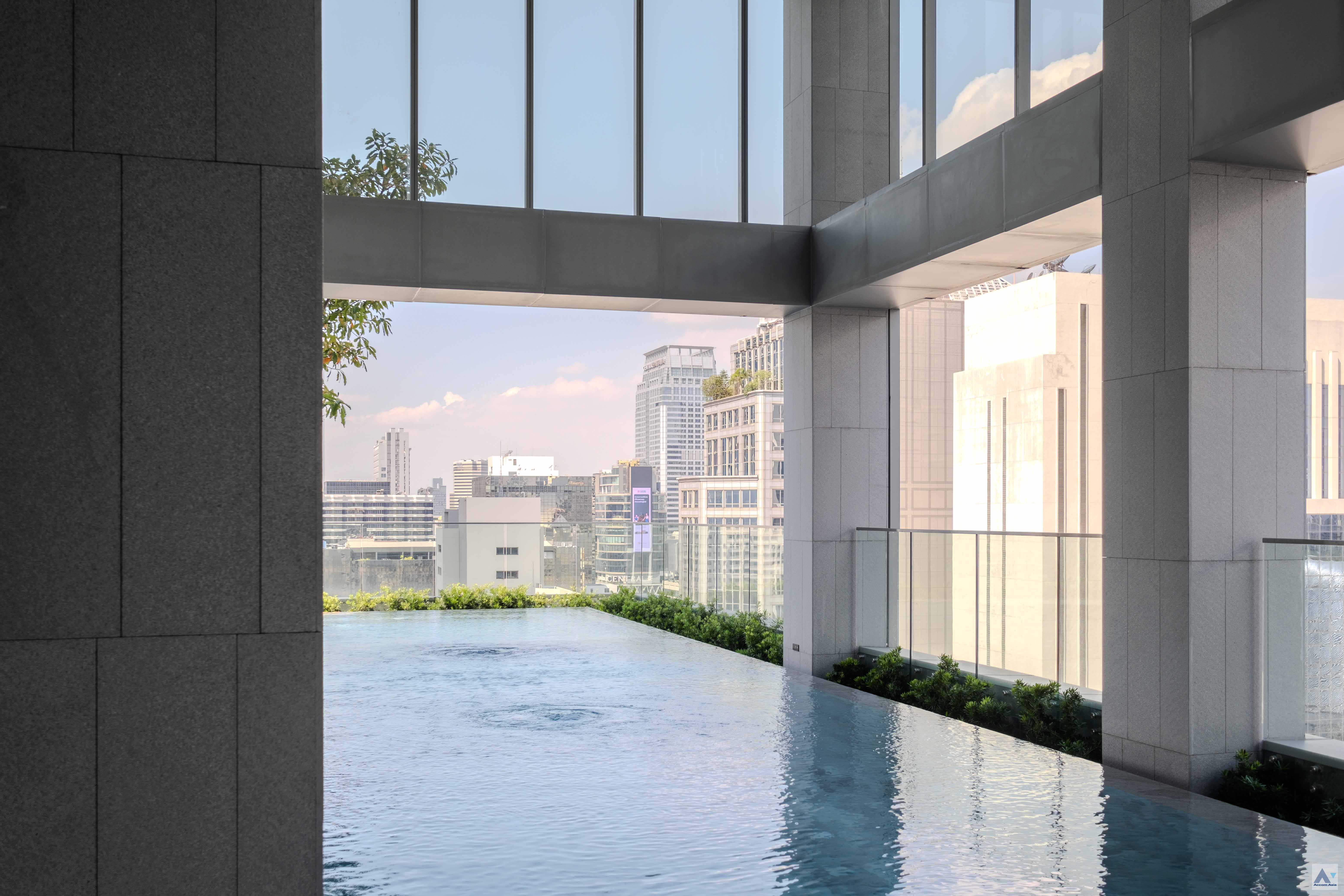  1 br Condominium For Sale in Ploenchit ,Bangkok BTS Ploenchit at Tonson One Residence AA42216