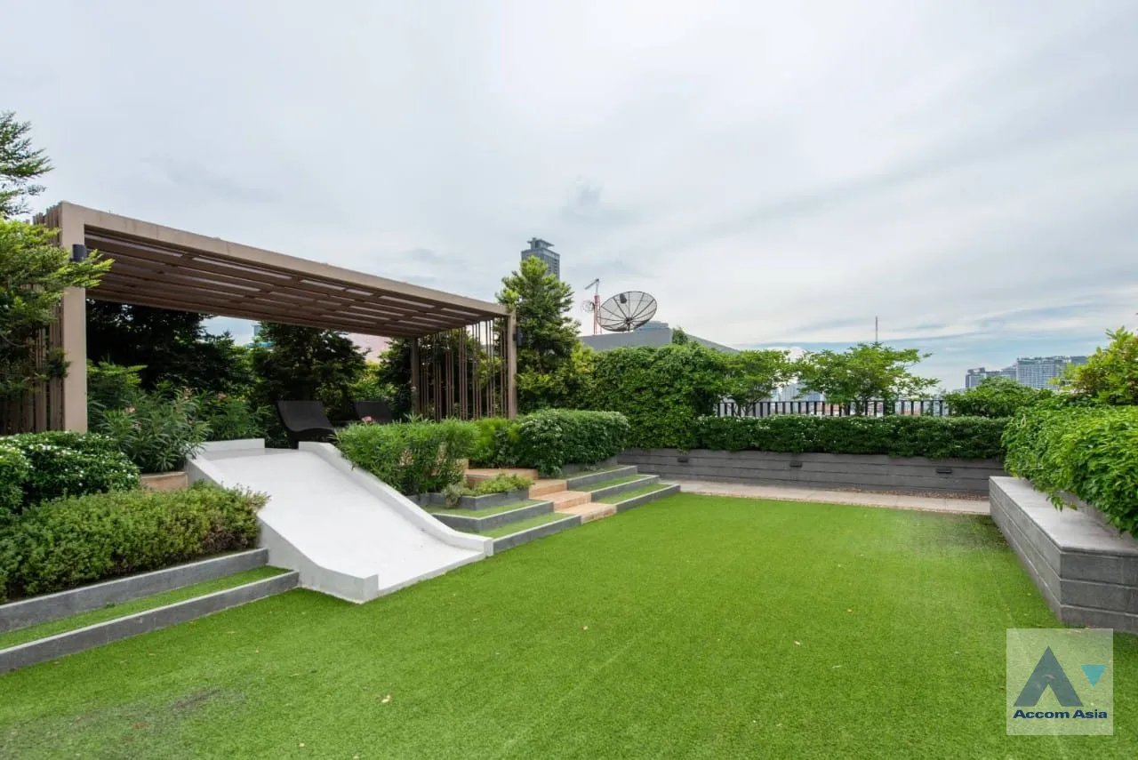  2 br Condominium For Rent in Ratchadaphisek ,Bangkok ARL Makkasan - MRT Phetchaburi at LLOYD Soonvijai-Thonglor AA41411