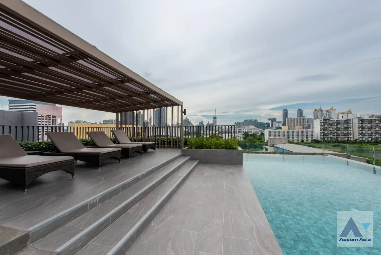  1 br Condominium for rent and sale in Ratchadaphisek ,Bangkok ARL Makkasan - MRT Phetchaburi at LLOYD Soonvijai-Thonglor AA40455
