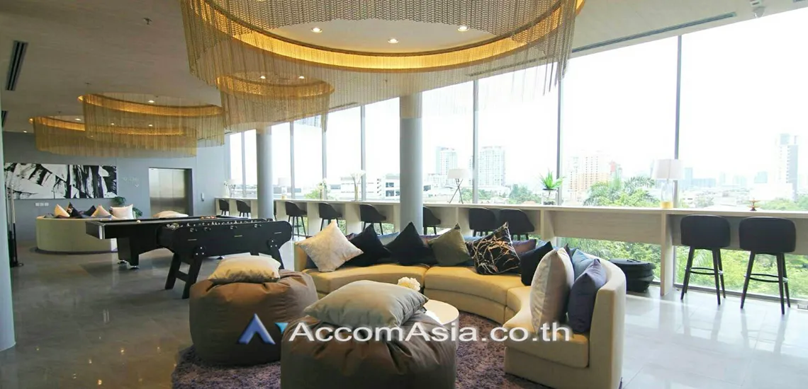  1 br Condominium For Rent in Sukhumvit ,Bangkok BTS Punnawithi at Whizdom Essence Sukhumvit AA40363