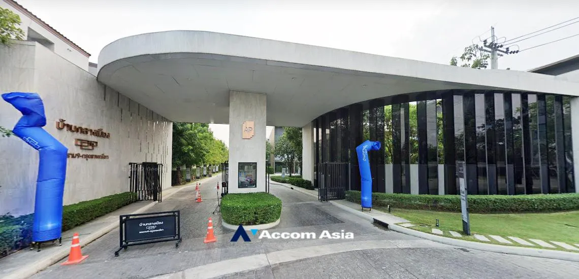  3 br Townhouse For Rent in Pattanakarn ,Bangkok ARL Ban Thap Chang at Baan Klang Muang The Edition Rama 9- Onnut AA36816