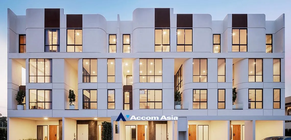  3 br Townhouse For Sale in Sathorn ,Bangkok BRT Wat Priwat at DEMI Sathu 49 AA33773
