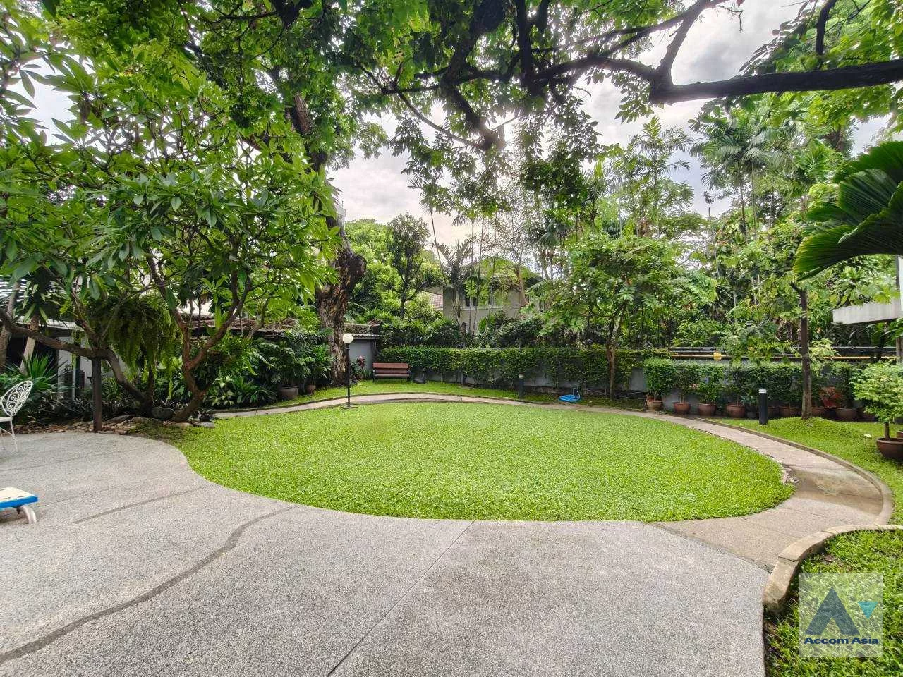  2 br Apartment for rent and sale in Sukhumvit ,Bangkok BTS Thong Lo at classically furnished apartment AA46947