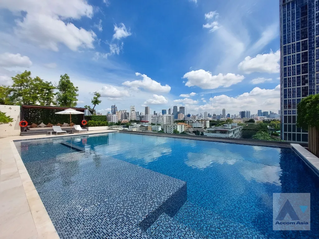  2 br Condominium For Sale in Sathorn ,Bangkok  at The Issara Sathorn AA36690