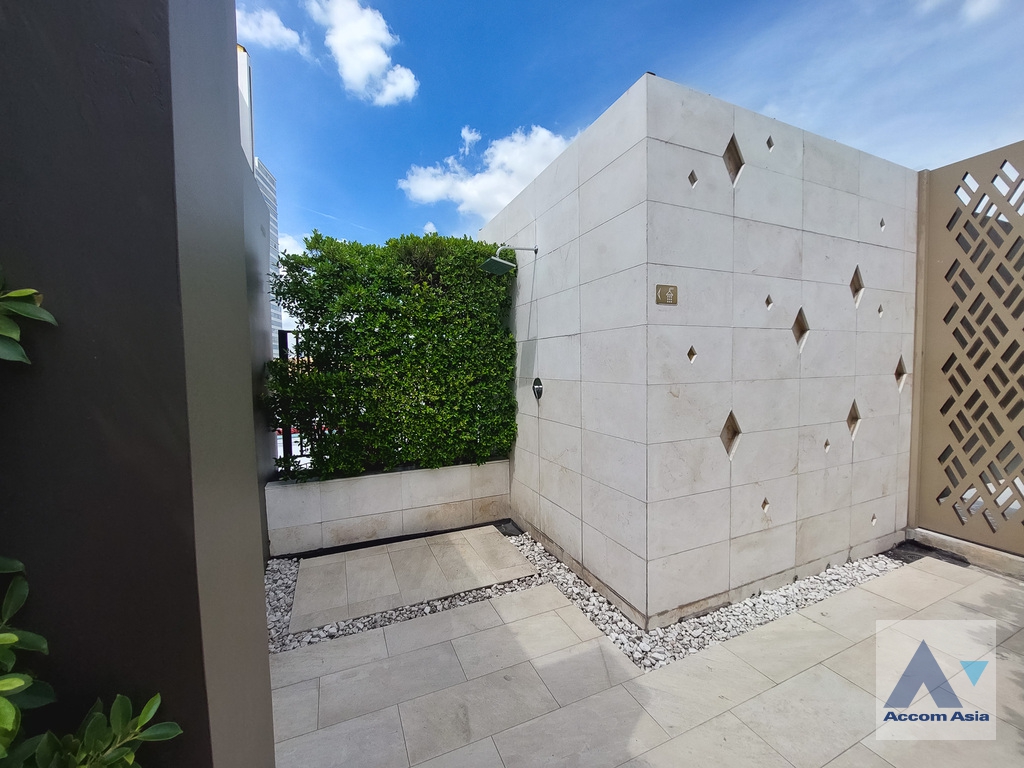  2 br Condominium For Sale in Sathorn ,Bangkok BTS Chong Nonsi - BRT Technic Krungthep at The Issara Sathorn AA34306