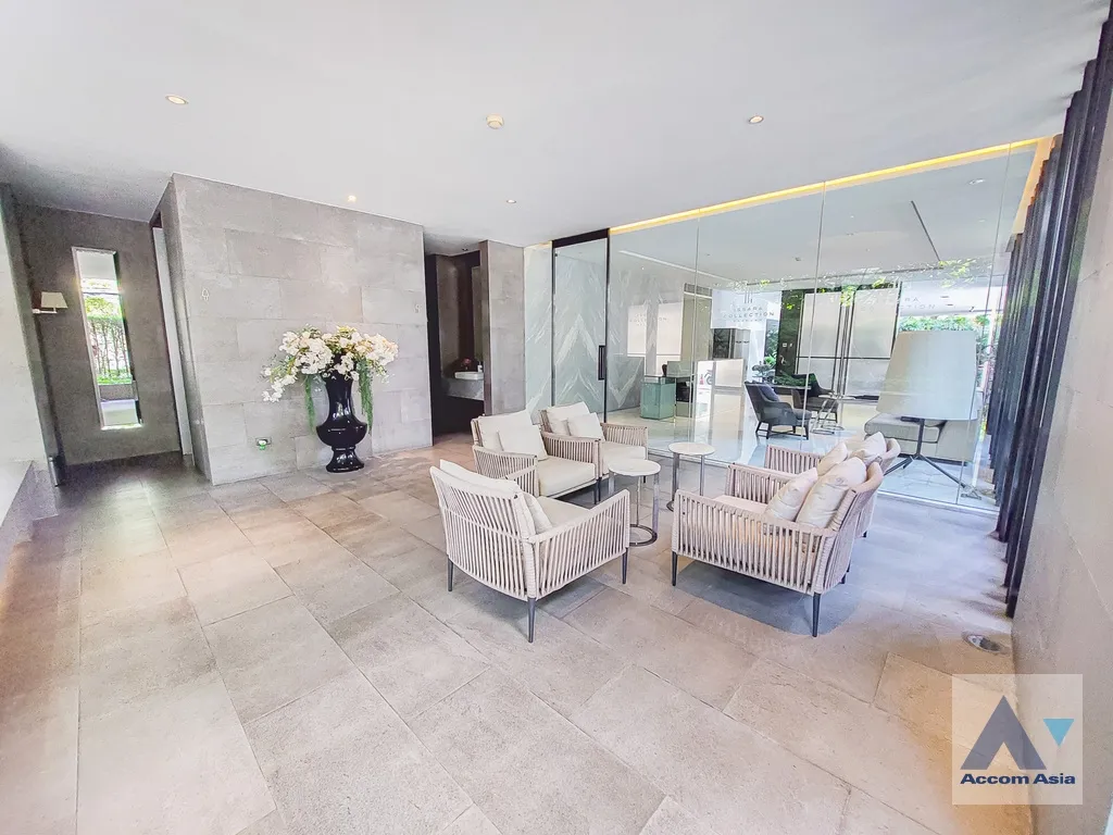  2 br Condominium For Sale in Sathorn ,Bangkok  at The Issara Sathorn AA36690