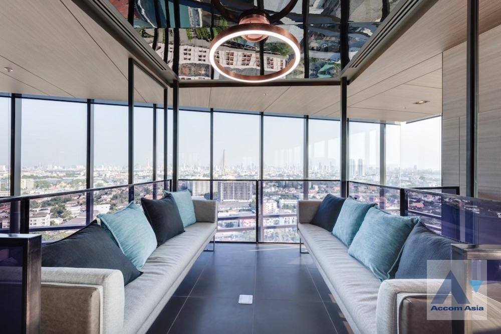  1 br Condominium For Sale in Phaholyothin ,Bangkok  at The Parkland Charan-Pinklao AA41264