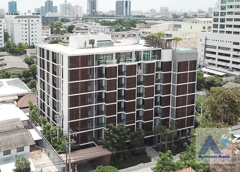  2 br Condominium For Sale in Ratchadaphisek ,Bangkok MRT Phetchaburi at The Remarkable Soonvijai Soi 2 AA37130