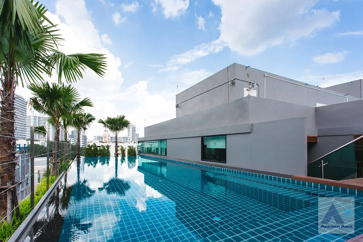  1 br Apartment For Rent in Sukhumvit ,Bangkok BTS Thong Lo at Luxury style building with city view AA39370