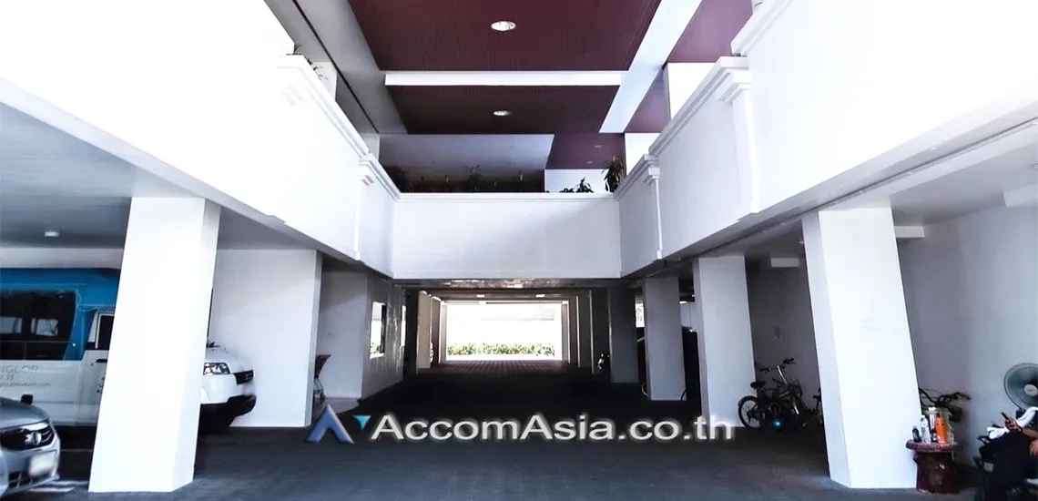  2 br Apartment For Rent in Sukhumvit ,Bangkok BTS Thong Lo at Suites of families AA46047