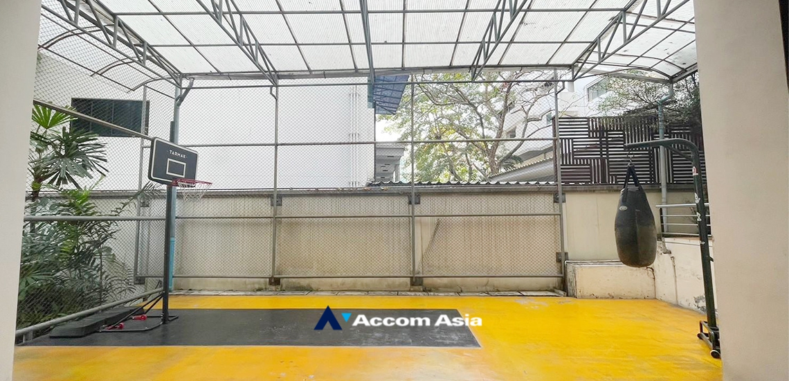  4 br Condominium For Rent in Sukhumvit ,Bangkok BTS Nana at Kallista Mansion AA44380