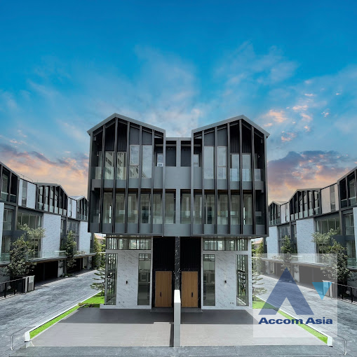  3 br House For Rent in Sukhumvit ,Bangkok BTS On Nut at Artery Thonglor - Sukhumvit AA41286