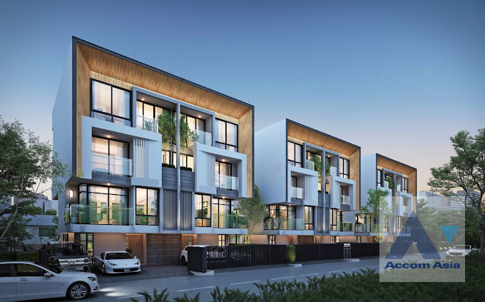  4 br House For Sale in Pattanakarn ,Bangkok  at Phumi Sukhumvit 77 AA42351