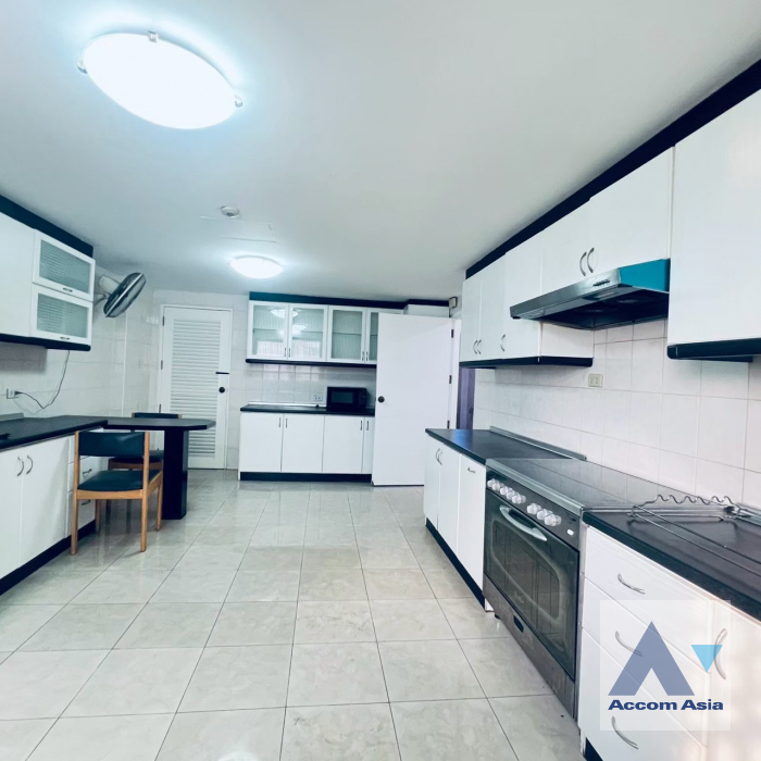 8  3 br Apartment For Rent in Sukhumvit ,Bangkok BTS Phrom Phong at Family Size Residence Starting at 280 Sqm 1006701