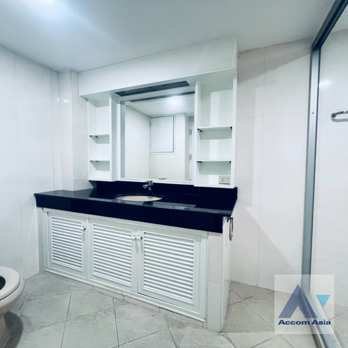 11  3 br Apartment For Rent in Sukhumvit ,Bangkok BTS Phrom Phong at Family Size Residence Starting at 280 Sqm 1006701