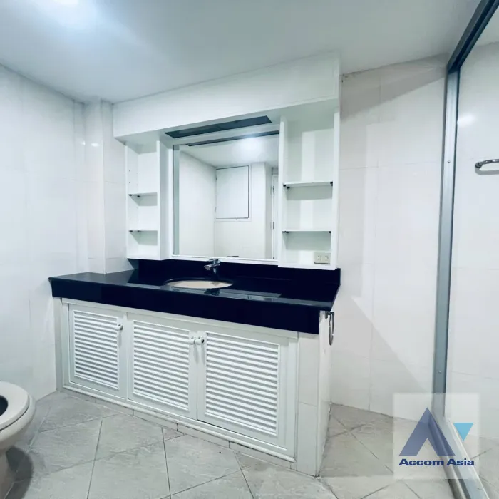 11  3 br Apartment For Rent in Sukhumvit ,Bangkok BTS Phrom Phong at Family Size Residence Starting at 280 Sqm 1006701