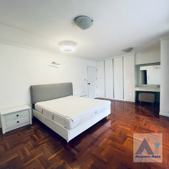 14  3 br Apartment For Rent in Sukhumvit ,Bangkok BTS Phrom Phong at Family Size Residence Starting at 280 Sqm 1006701