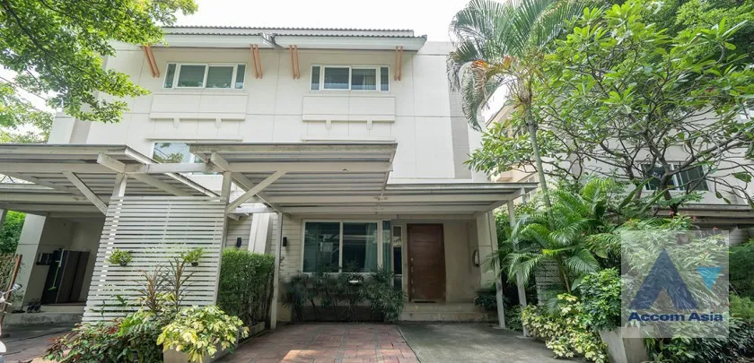 unitCommon Pool |  4 Bedrooms  House For Rent & Sale in Sukhumvit, Bangkok  (510058)