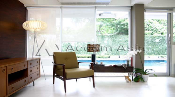  1  2 br Apartment For Rent in Silom ,Bangkok MRT Lumphini - BTS Sala Daeng at Boutique Style Building 110078