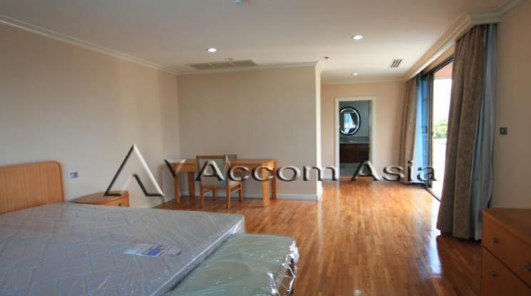 7  3 br Apartment For Rent in Sukhumvit ,Bangkok BTS Phrom Phong at High-Rise Serviced Apartment Near The Em District 110089