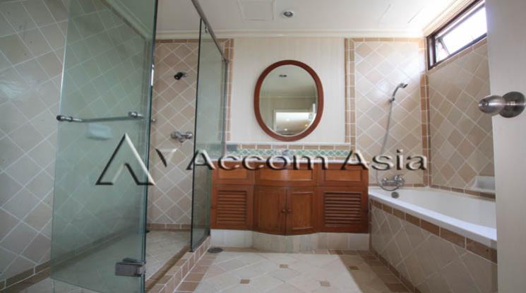 9  3 br Apartment For Rent in Sukhumvit ,Bangkok BTS Phrom Phong at High-Rise Serviced Apartment Near The Em District 110089