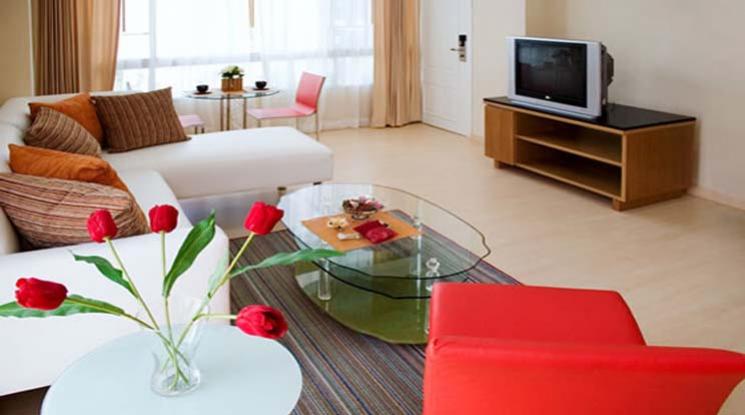  2  2 br Condominium For Rent in Silom ,Bangkok BTS Sala Daeng at Apartment for rent 610154