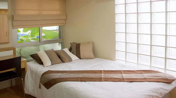  1  2 br Condominium For Rent in Silom ,Bangkok BTS Sala Daeng at Apartment for rent 610154