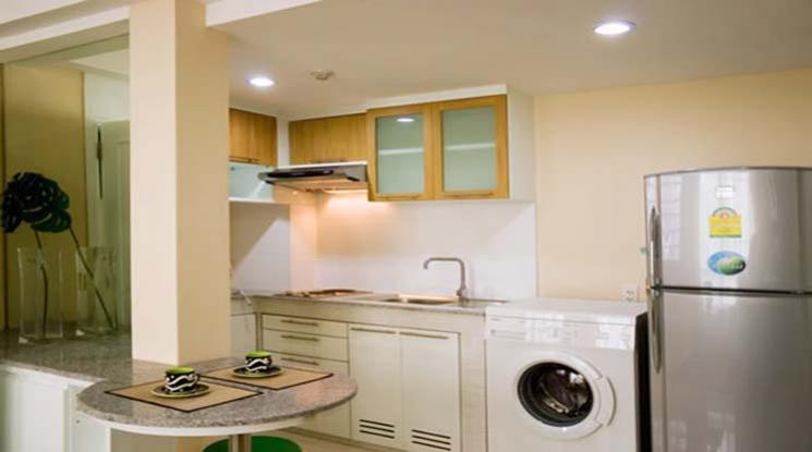 5  2 br Condominium For Rent in Silom ,Bangkok BTS Sala Daeng at Apartment for rent 610154