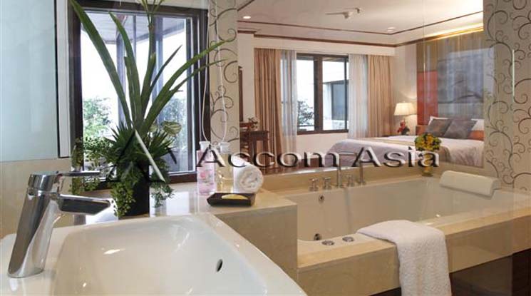 8  3 br Apartment For Rent in Sukhumvit ,Bangkok MRT Sukhumvit - BTS Asok at Warm Family Atmosphere 1007401