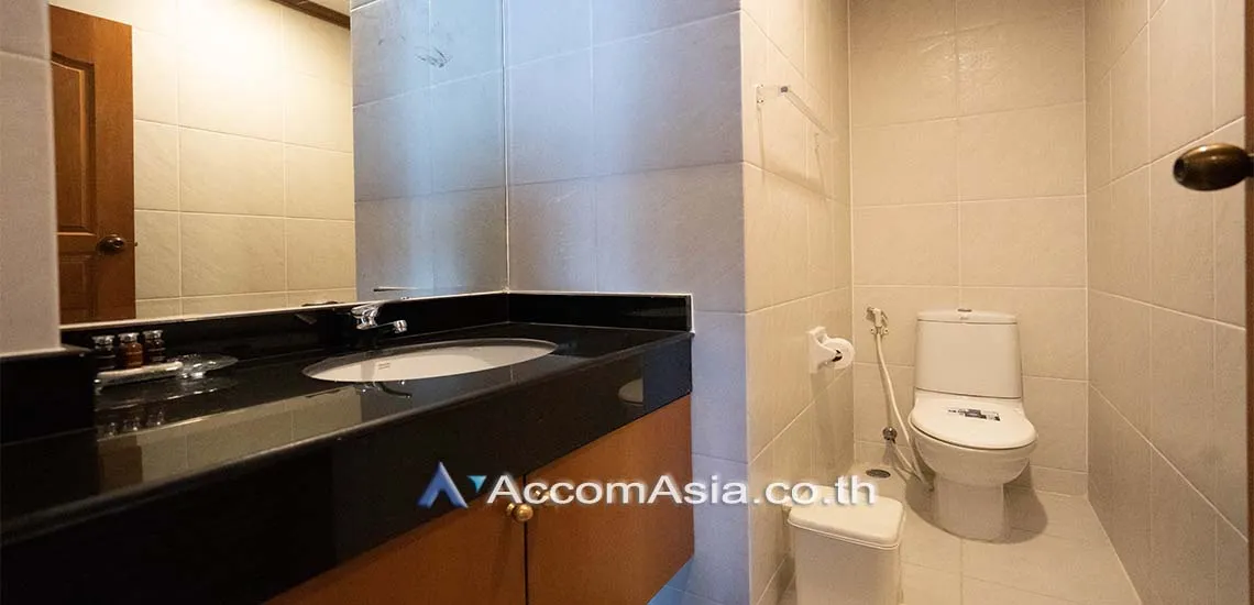 9  3 br Apartment for rent and sale in Sukhumvit ,Bangkok BTS Nana at Comfortable and Fully Furnished Apartment near BTS 1007501