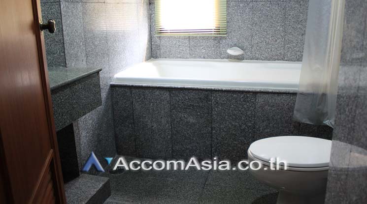 9  3 br Apartment For Rent in Sukhumvit ,Bangkok BTS Asok - MRT Sukhumvit at Perfect Apartment for Big Family, Prime Location Near Main Street 610189