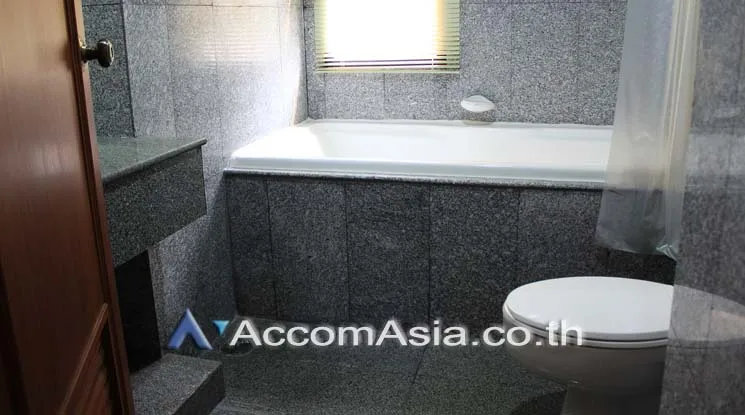 9  3 br Apartment For Rent in Sukhumvit ,Bangkok BTS Asok - MRT Sukhumvit at Perfect Apartment for Big Family, Prime Location Near Main Street 610189