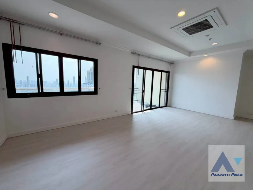 15  4 br Apartment for rent and sale in Sukhumvit ,Bangkok BTS Asok - MRT Sukhumvit at Perfect Apartment for Big Family, Prime Location Near Main Street 610190