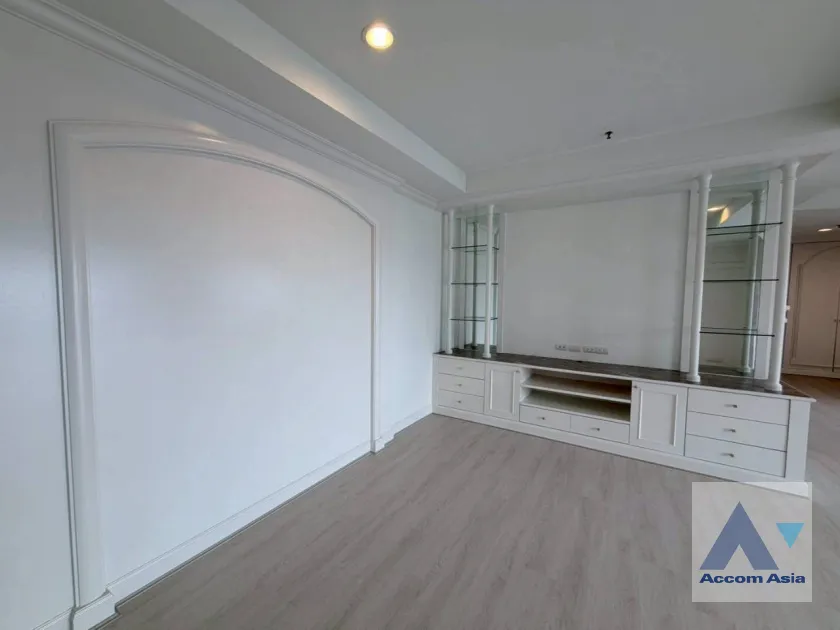 13  4 br Apartment for rent and sale in Sukhumvit ,Bangkok BTS Asok - MRT Sukhumvit at Perfect Apartment for Big Family, Prime Location Near Main Street 610190
