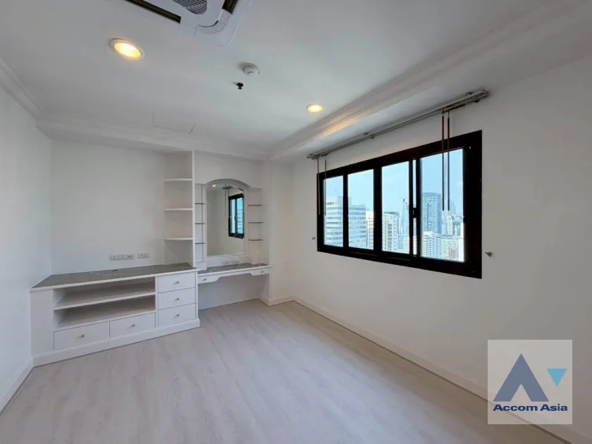 25  4 br Apartment for rent and sale in Sukhumvit ,Bangkok BTS Asok - MRT Sukhumvit at Perfect Apartment for Big Family, Prime Location Near Main Street 610190