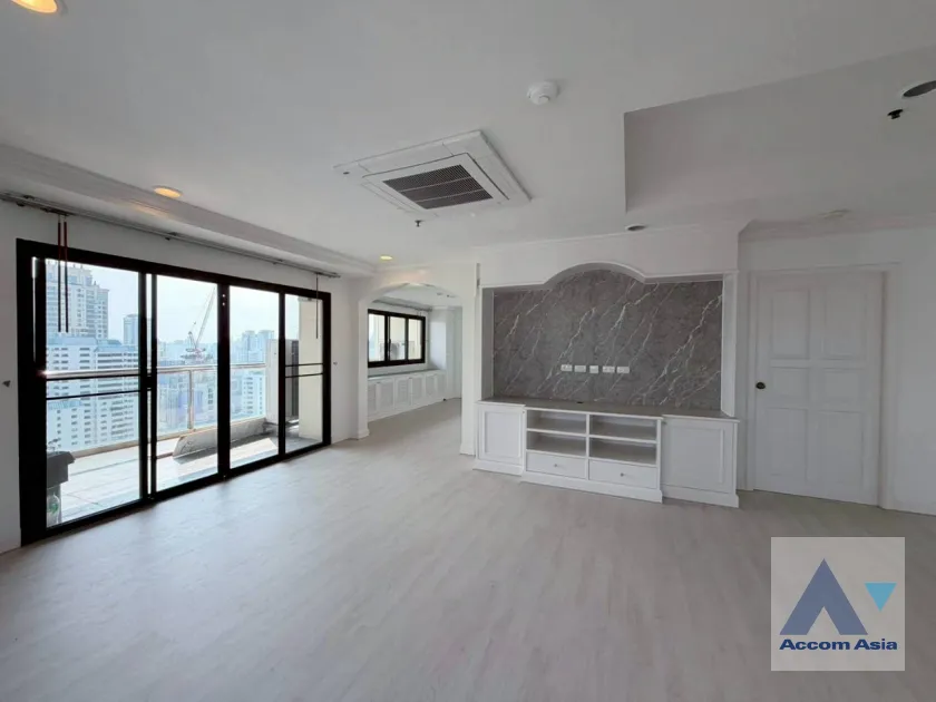 5  4 br Apartment for rent and sale in Sukhumvit ,Bangkok BTS Asok - MRT Sukhumvit at Perfect Apartment for Big Family, Prime Location Near Main Street 610190