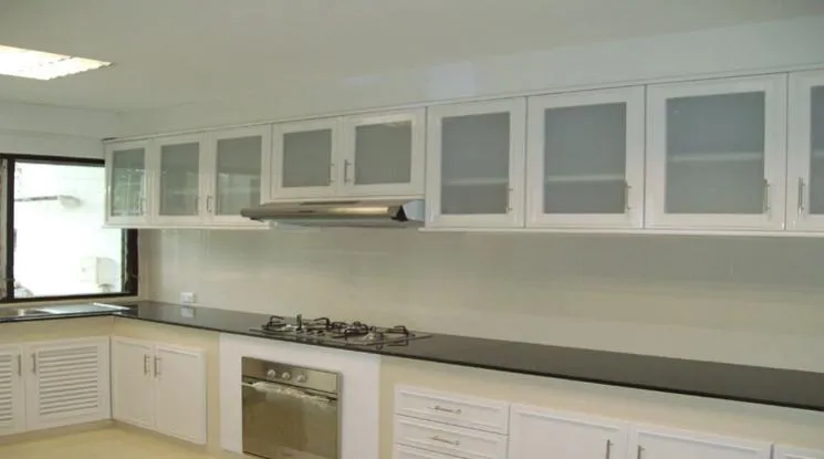 5  3 br Apartment For Rent in Sukhumvit ,Bangkok MRT Sukhumvit - BTS Asok at Family Apartment with Lake View 310237