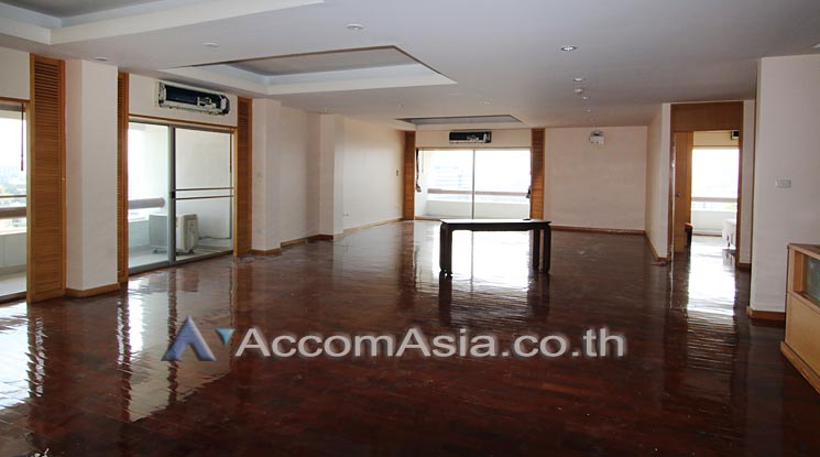  2  4 br Apartment For Rent in Sathorn ,Bangkok MRT Lumphini at Cozy and Convenient Apartment Near Garden Intl 810310