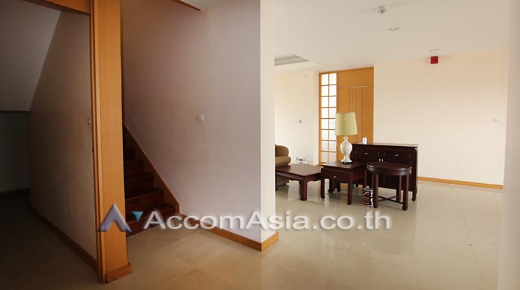 9  4 br Apartment For Rent in Sathorn ,Bangkok MRT Lumphini at Cozy and Convenient Apartment Near Garden Intl 810310