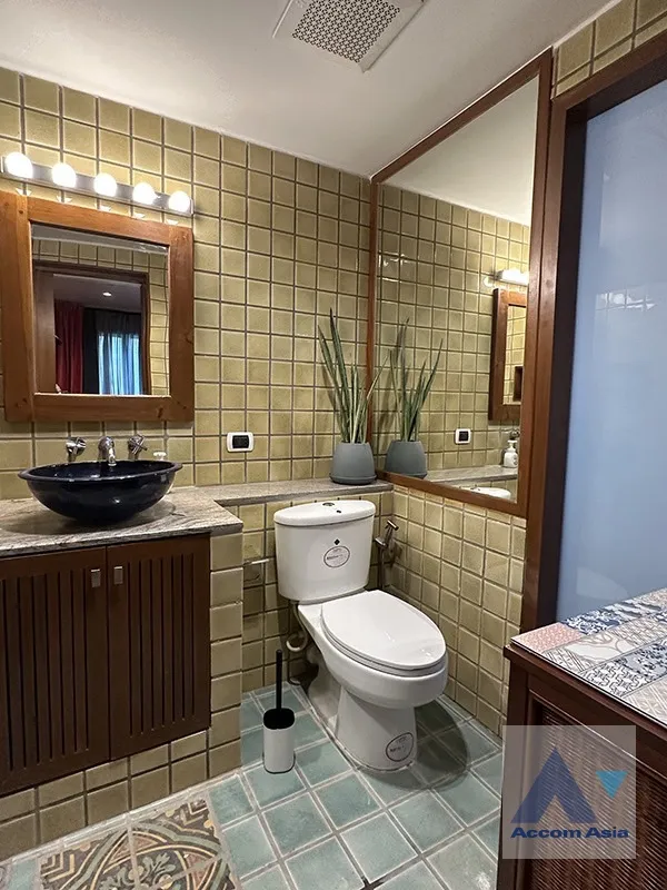 12  2 br Condominium For Rent in Silom ,Bangkok BTS Surasak at Pabhada Silom 210264