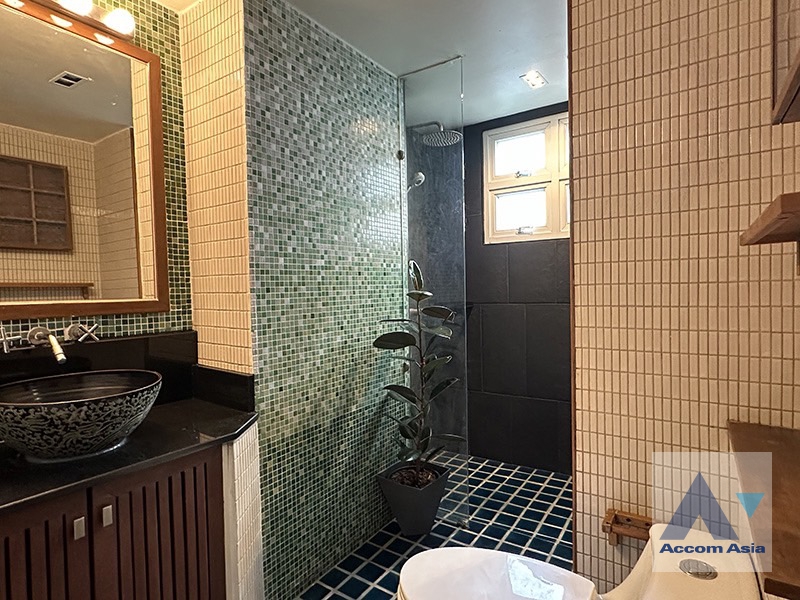 10  2 br Condominium For Rent in Silom ,Bangkok BTS Surasak at Pabhada Silom 210264