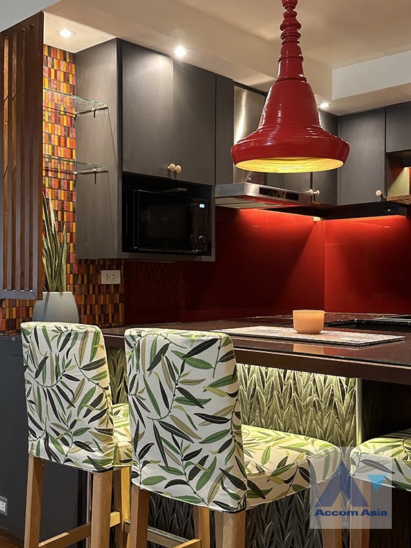 8  2 br Condominium For Rent in Silom ,Bangkok BTS Surasak at Pabhada Silom 210264