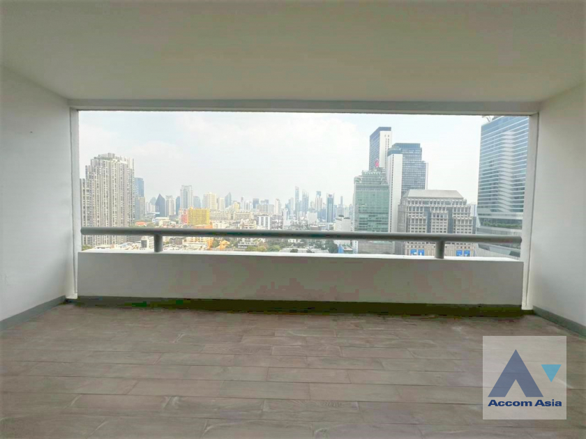 10  3 br Condominium For Rent in Ploenchit ,Bangkok BTS Chitlom at Somkid Gardens 1510365