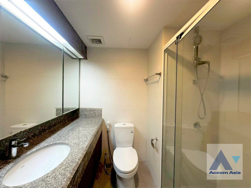 22  3 br Condominium For Rent in Ploenchit ,Bangkok BTS Chitlom at Somkid Gardens 1510365