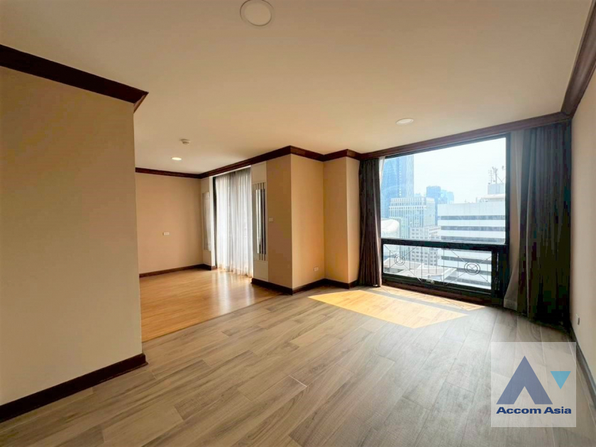 9  3 br Condominium For Rent in Ploenchit ,Bangkok BTS Chitlom at Somkid Gardens 1510365