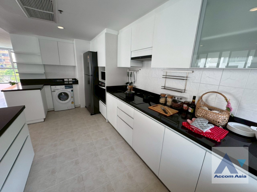 10  3 br Apartment for rent and sale in Sukhumvit ,Bangkok BTS Ekkamai at Ekkamai Family Apartment 1410382