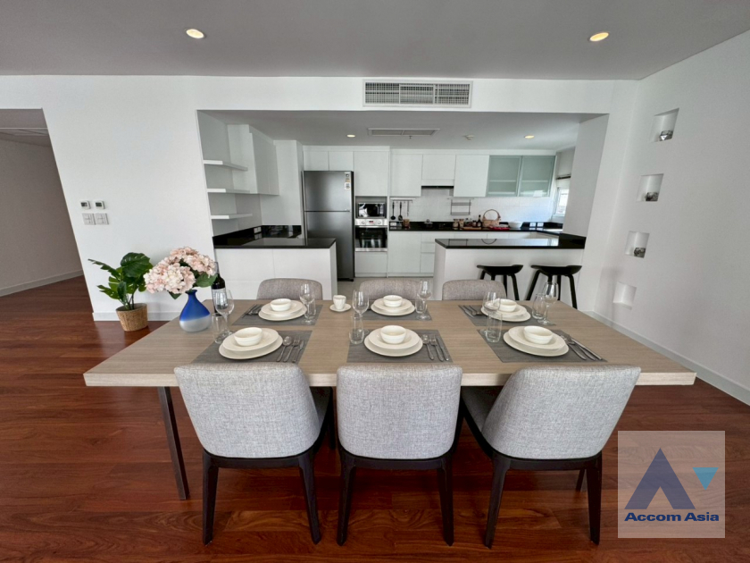 5  3 br Apartment for rent and sale in Sukhumvit ,Bangkok BTS Ekkamai at Ekkamai Family Apartment 1410382