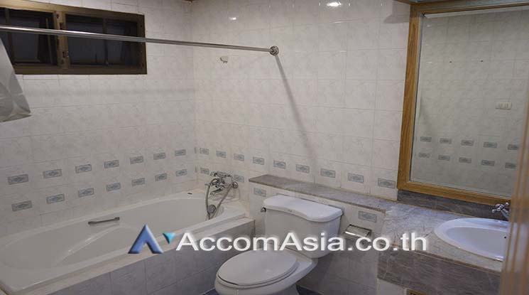 8  4 br Apartment For Rent in Sukhumvit ,Bangkok BTS Phrom Phong at 10 Mins from BTS with Shuttle Bus Service 1410383